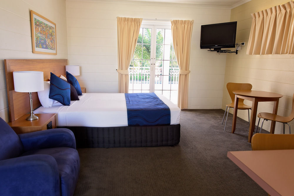 White Lace Motor Inn Mackay Exterior photo